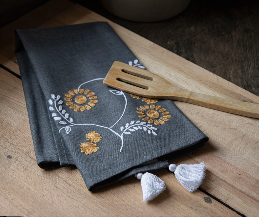 Bitsy Tea Towel : dark gray boho inspired kitchen decor